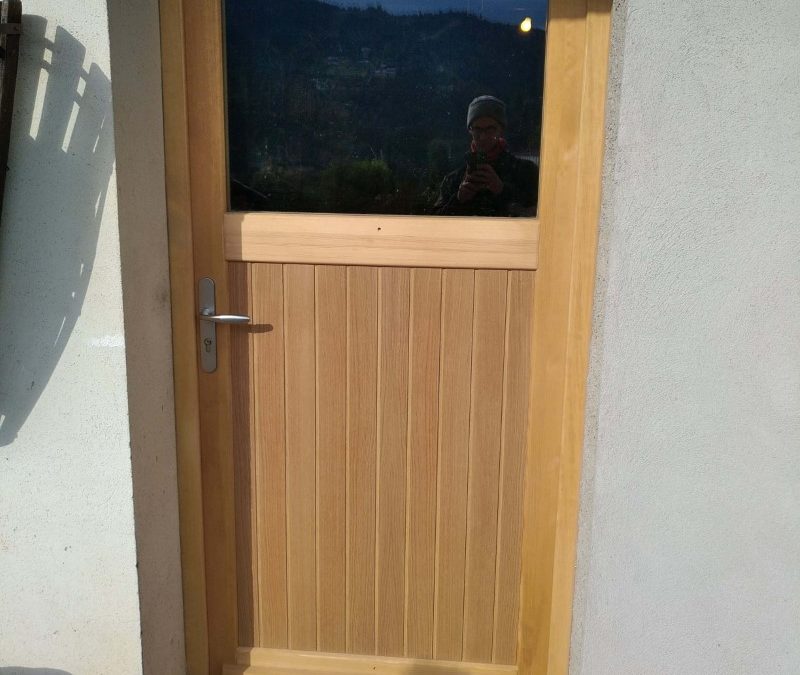 Portes en bois à La Bresse : une touche d’élégance pour votre entrée signée Menuiserie Gehin